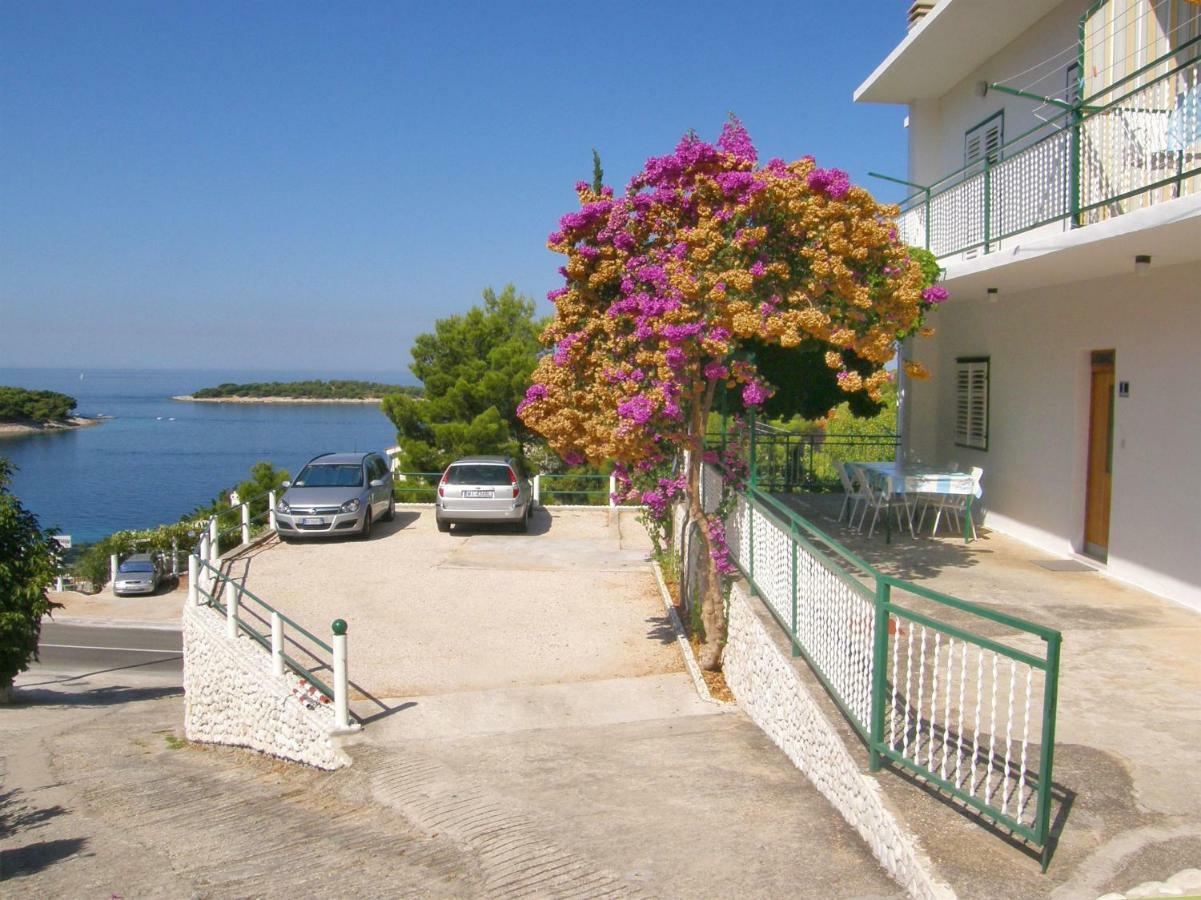 Apartment Dijo I Primošten Kültér fotó
